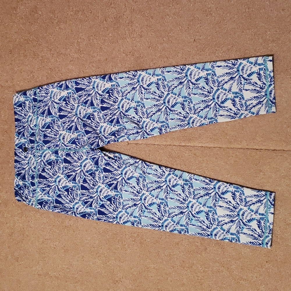 Lilly Pulitzer Luxletic Whisper Blue Women's Capris - Picture 2 of 12